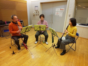 真剣にアンサンブルする合奏未経験者向けアンサンブルのメンバー