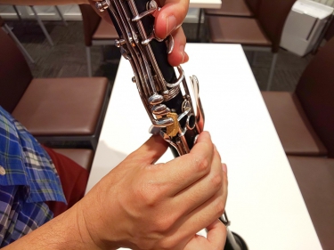 バネが折れて応急処置をしたトリルキィ