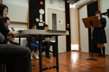 実技模試で演奏する参加者