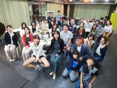 懇親会参加者の集合写真