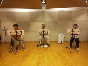 真剣にアンサンブルする初級者アンサンブルメンバー