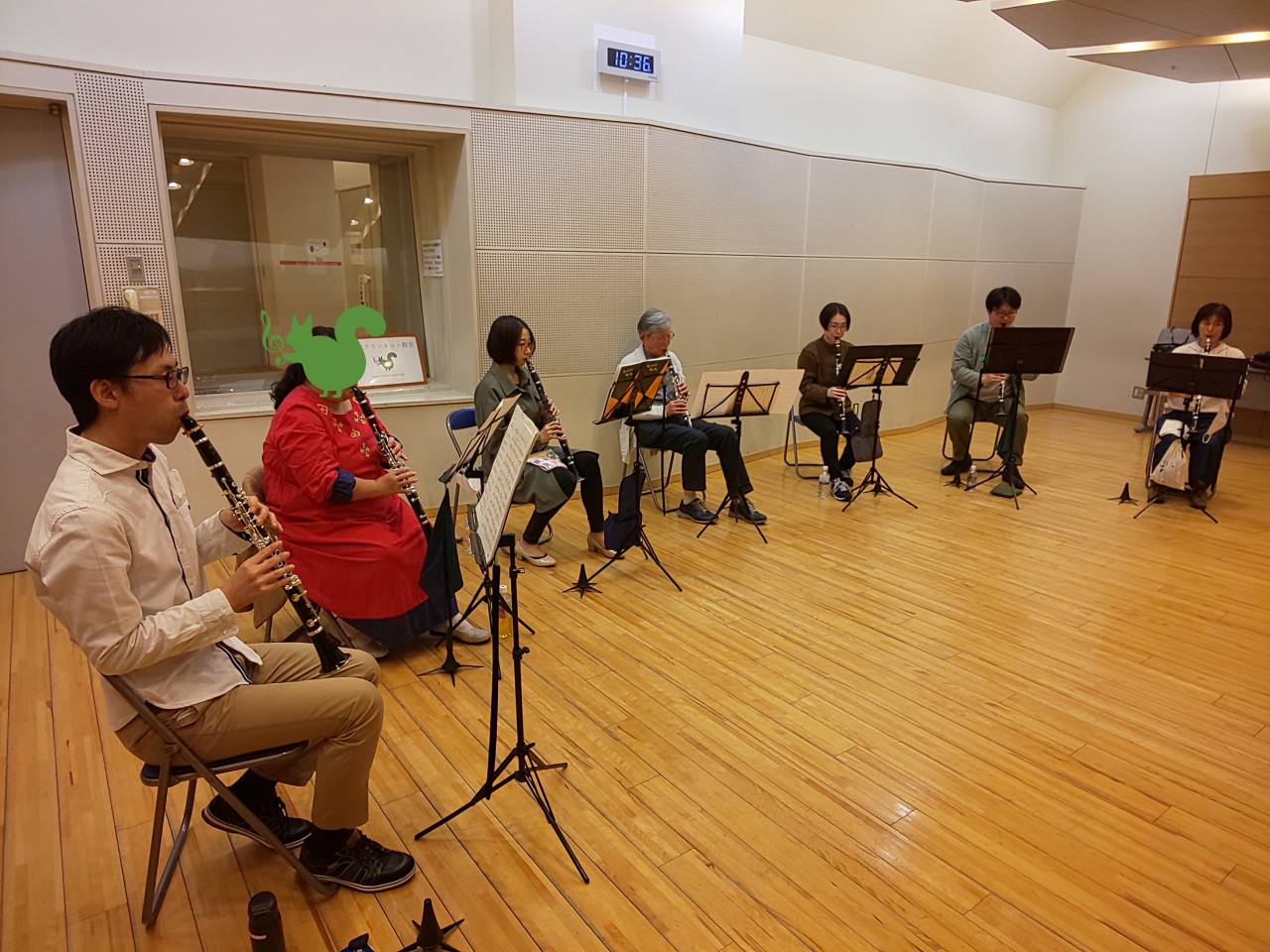 真剣にアンサンブルする中級者アンサンブルメンバー