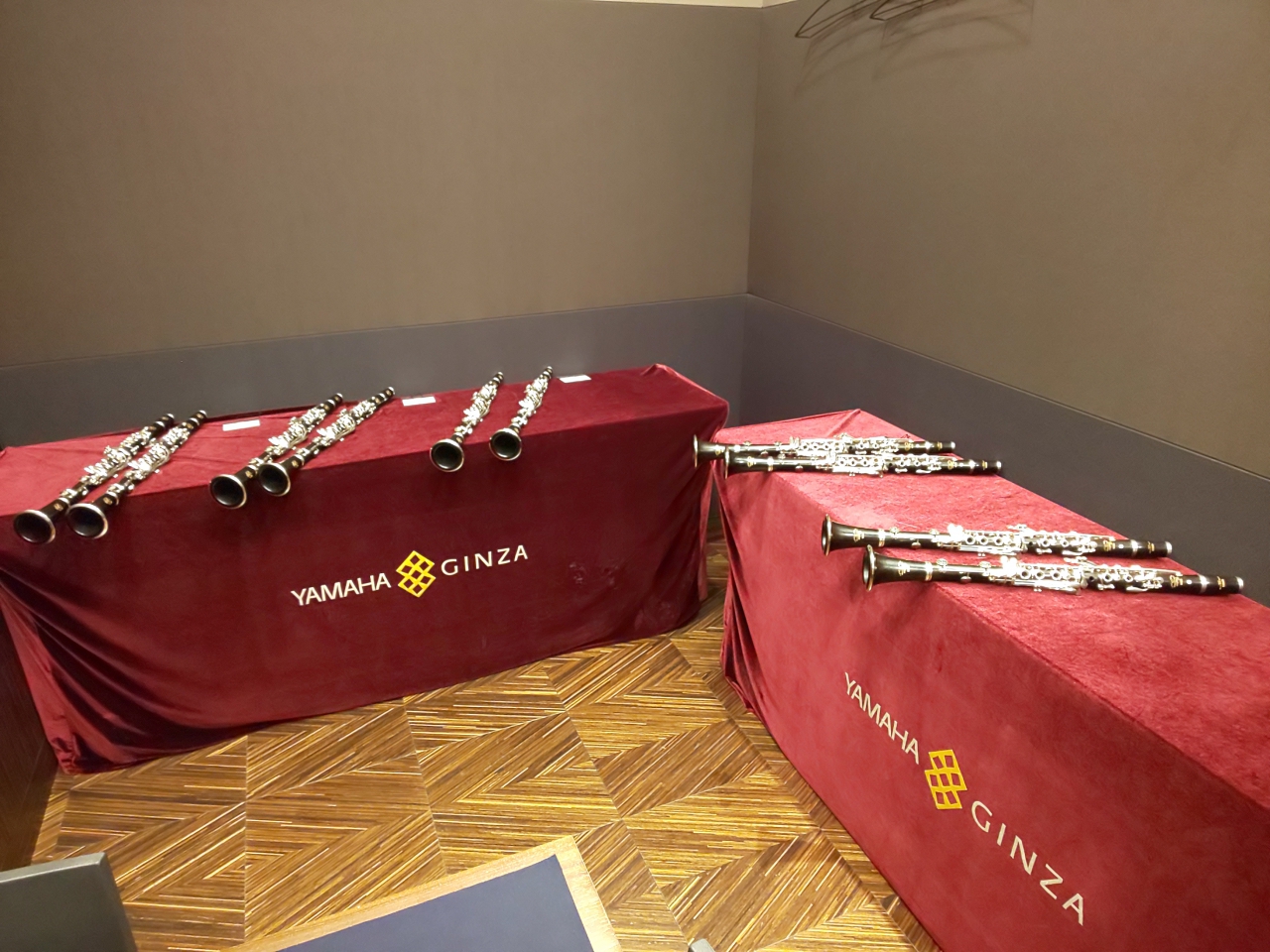 選定用に並べられたヤマハのクラリネット5機種