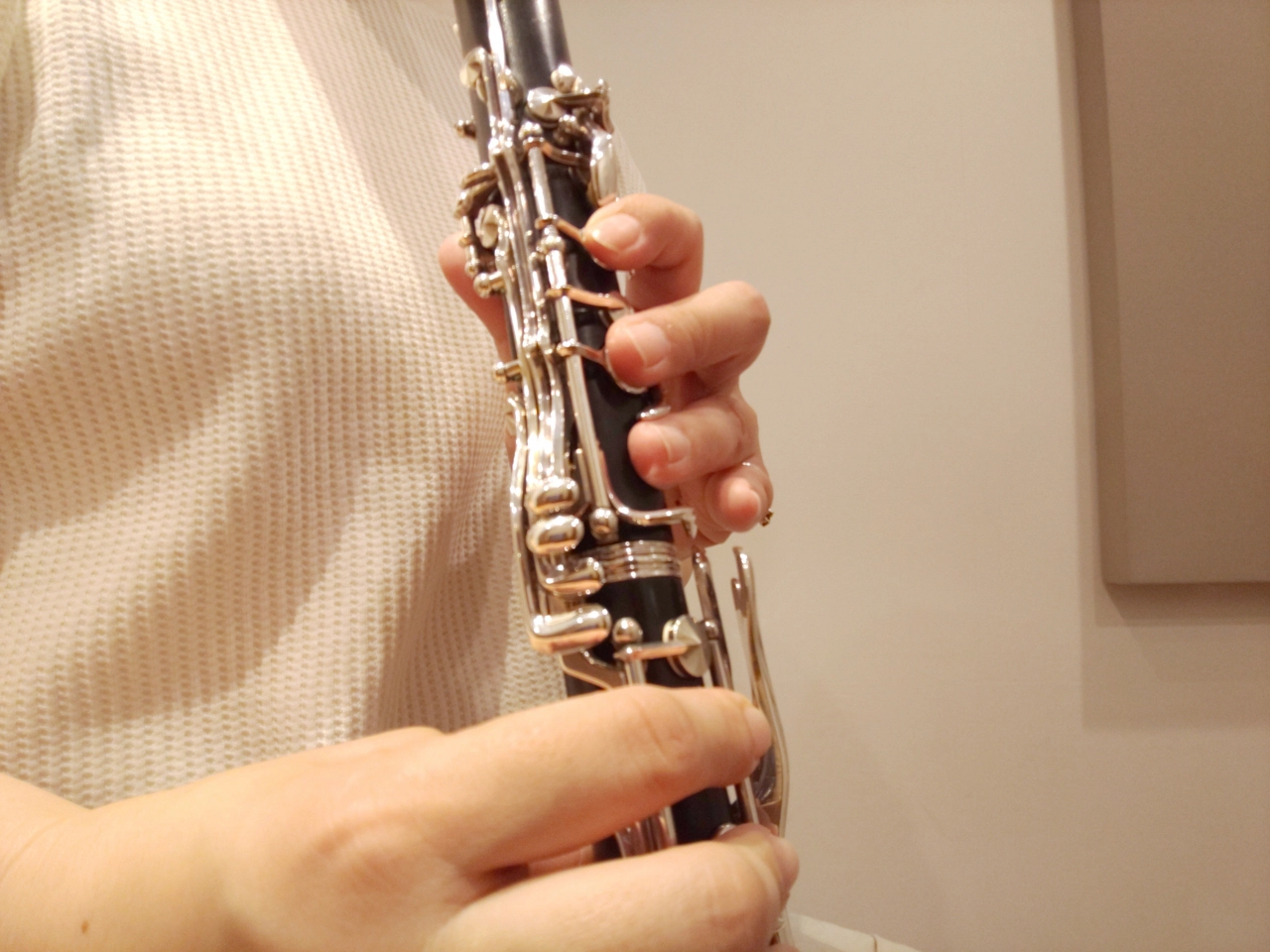 トリルキーがうまく押さえられない右手の形